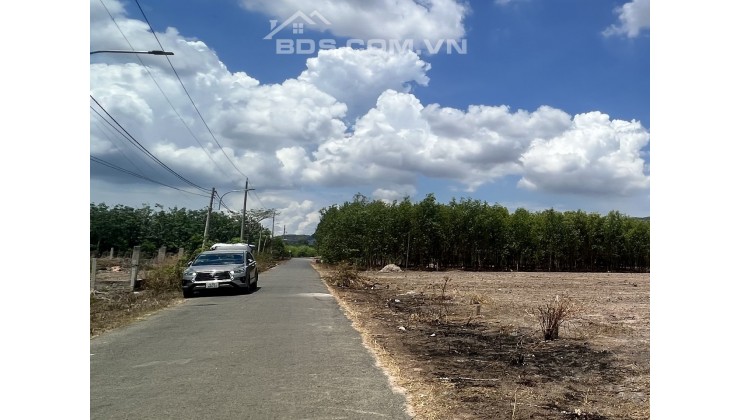 Bán lô đất MT Mỹ Xuân - Tóc Tiên vào 100m, SHR chính chủ 611m2. Ngay TTHC Hắc Dịch